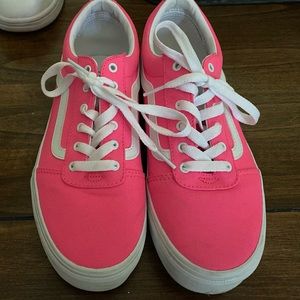 OldSkool Vans - Knockout Pink- Size Big Kids 5